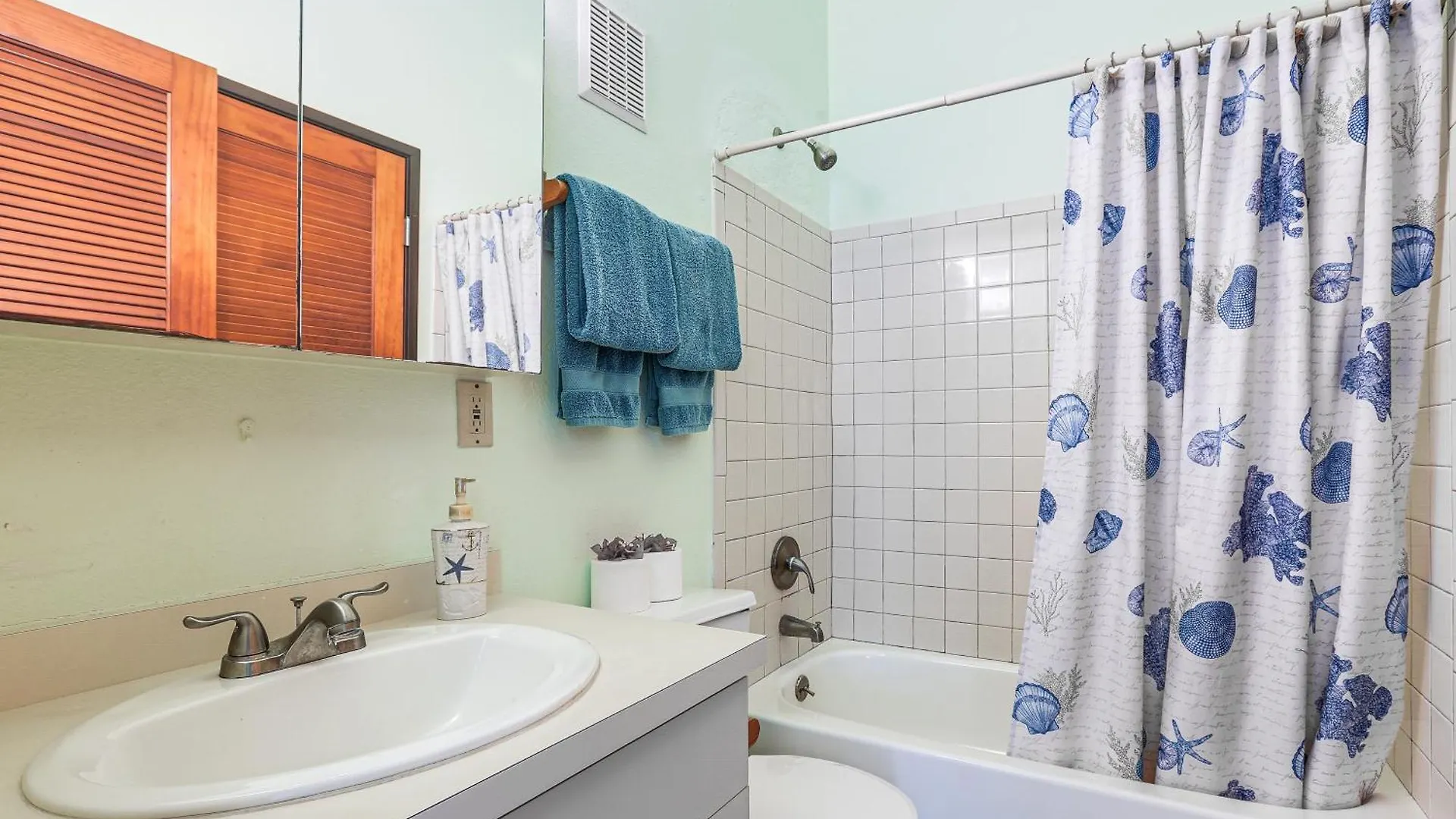Holiday home Breezy St Croix Bungalow With Pool And Ocean Views! Christiansted